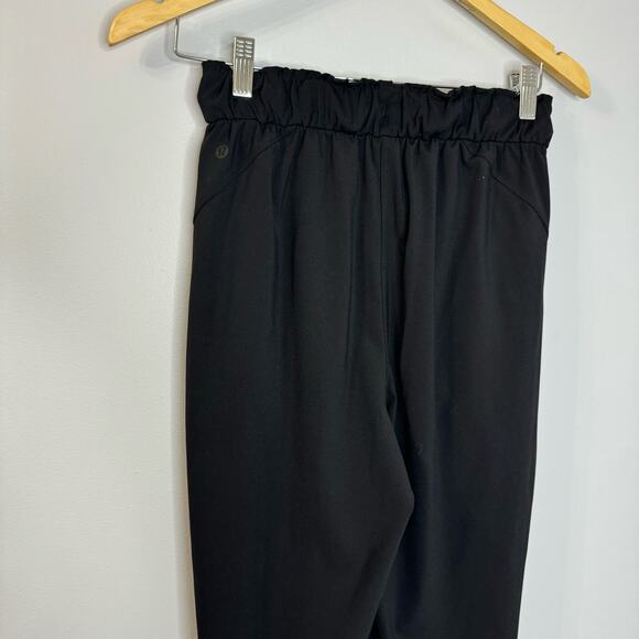 Lululemon Keep Moving Jogger Black Black Casual Stretch Lightweight Soft Sz 4 - Picture 8 of 11